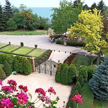 Sea Garden Lux Apartment Varna Esterno foto