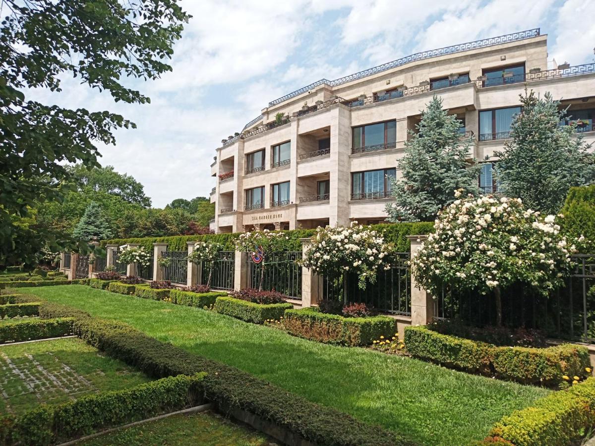 Sea Garden Lux Apartment Varna Esterno foto