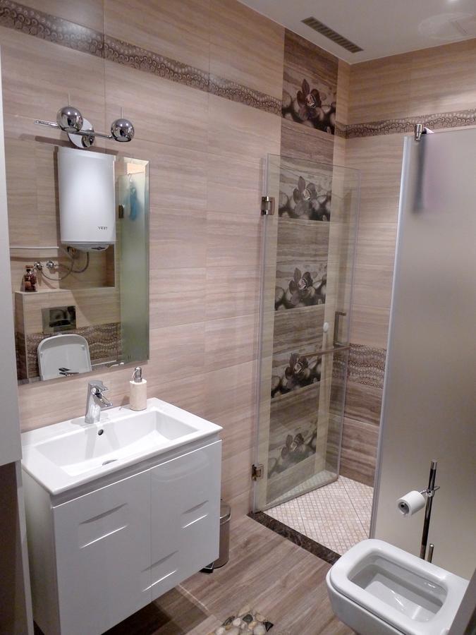 Sea Garden Lux Apartment Varna Esterno foto