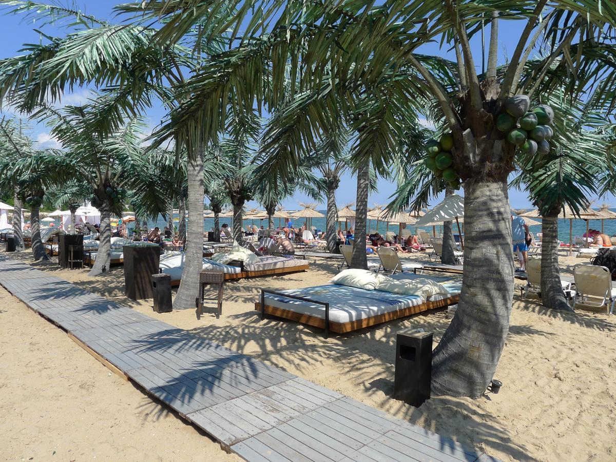Sea Garden Lux Apartment Varna Esterno foto