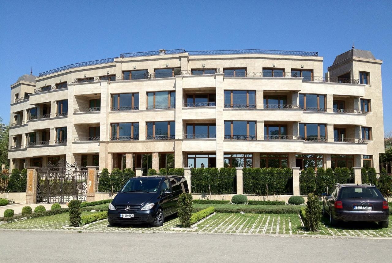 Sea Garden Lux Apartment Varna Esterno foto